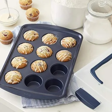 Wilton 12-Cup Non-Stick Muffin Pan with Cover