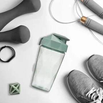 Keelo Bottle Classic 20 oz Blender Shaker with Handle