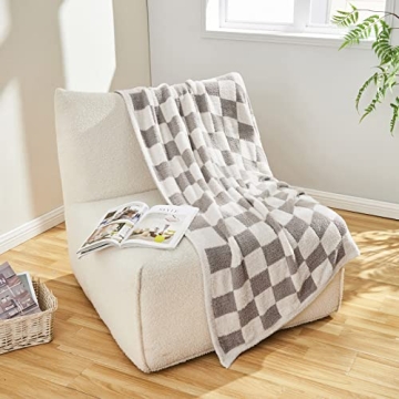 CozeCube Checkered Blanket Ultra Soft Cozy Grey Throw