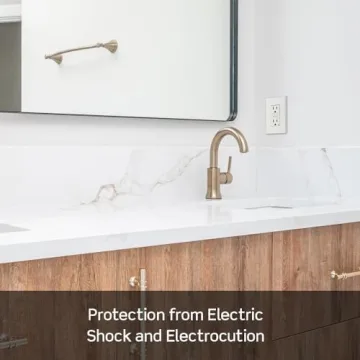 Leviton GFCI Outlet 20 Amp Self Test and Tamper-Resistant