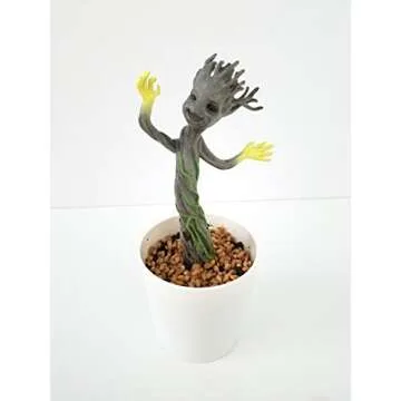 Marvel Guardians of the Galaxy Grow and Glow Baby Groot Plant