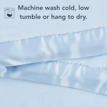 Luxurious Little Giraffe Baby Blanket - Ideal for Babies and Gifts