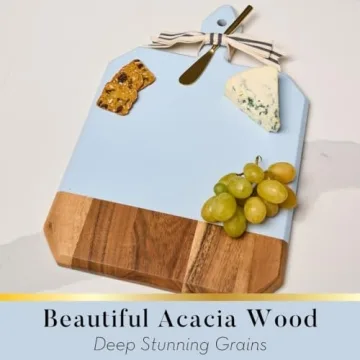 Elegant Acacia Wood Charcuterie Board - Perfect Gift Idea