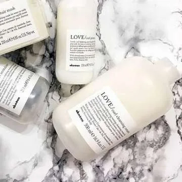 Davines LOVE Curl Cleansing Cream for Perfect Curls