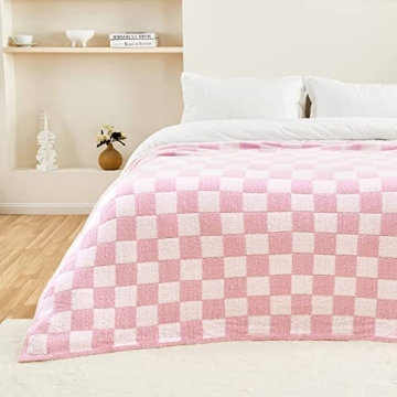 CozeCube Ultra Soft Checkered Blanket for Every Home