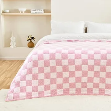 CozeCube Ultra Soft Checkered Blanket for Every Home