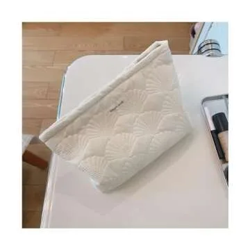 uekeboag White Quilted Cotton Makeup Pouch,Coquette Quilted Toiletry Bag for Women and Girls, Floral Coquette Organizer Bag, Aesthetic Travel Cosmetic Bags(03White Shells)