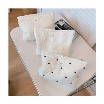 uekeboag White Quilted Cotton Makeup Pouch,Coquette Quilted Toiletry Bag for Women and Girls, Floral Coquette Organizer Bag, Aesthetic Travel Cosmetic Bags(03White Shells)