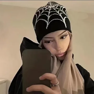 Pooyikoi Y2K Gothic Spider Pattern Knitted Beanie