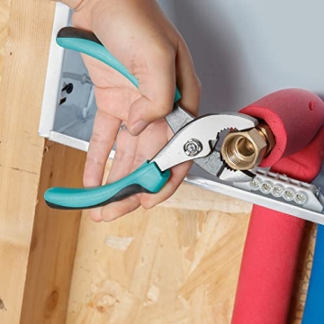 104-Piece Amazon Basics Tool Set with Pouch