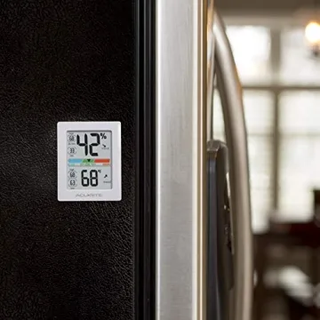 AcuRite Pro Humidity Meter & Thermometer with Backlight