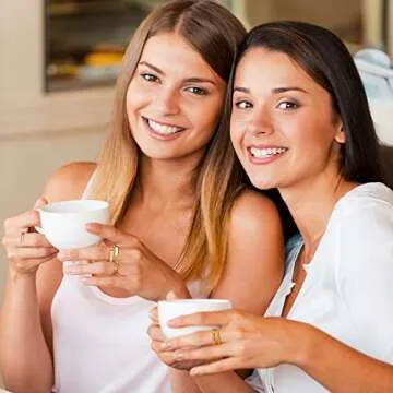 YeGieonr Gold Rings for Women, Non-tarnish Stainless Steel Chunky Statement Signet Ring Jewelry Gift