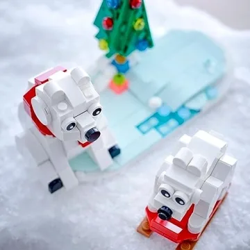 LEGO Wintertime Polar Bears 40571 Festive Gift Set