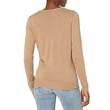 Amazon Essentials Women's Classic-Fit Lightweight Long-Sleeve V-Neck Sweater (Available in Plus Size), Dark Beige Red Hearts, XX-Large