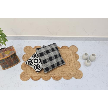 Scalloped Jute Rug 24x36 | Elegant Indoor Outdoor Mat