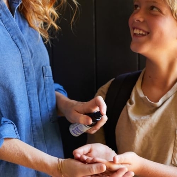 Everyone Hand Sanitizer Spray 2 Fl Oz Lavender Aloe Pack of 6