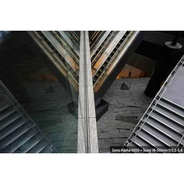 Sony Alpha 6100 Mirrorless Camera with 16-50mm Lens