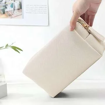 Apooliy Leather Makeup Bag - Stylish Travel Organizer