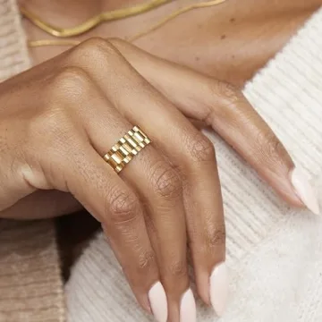 Shapes Studio 18K Gold Plated Belt Chain Ring for Women