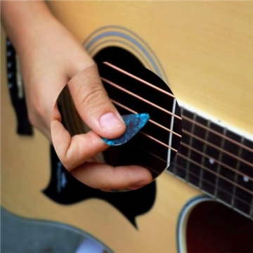 Colorful 15 Pack Guitar Picks - Thin to Heavy Thickness