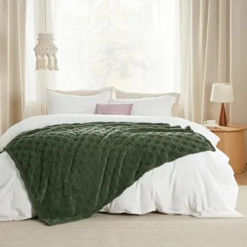 Ultra Soft Bedsure Bronze Green Fleece Blanket for All