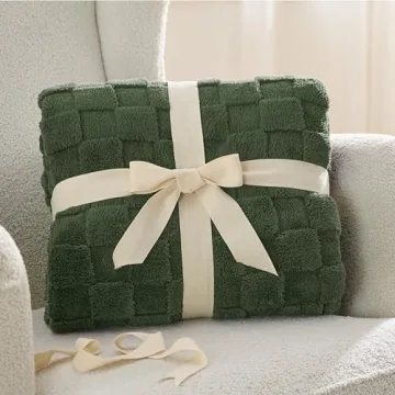 Ultra Soft Bedsure Bronze Green Fleece Blanket for All