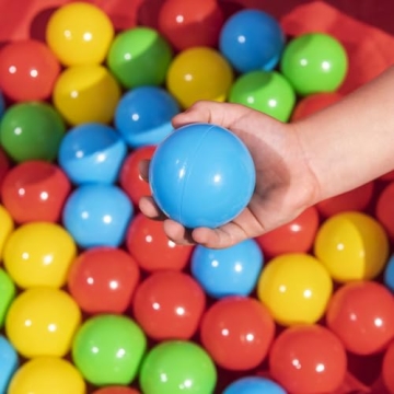 Fisher-Price Inflatable Mega Bouncer with 50 Play Balls