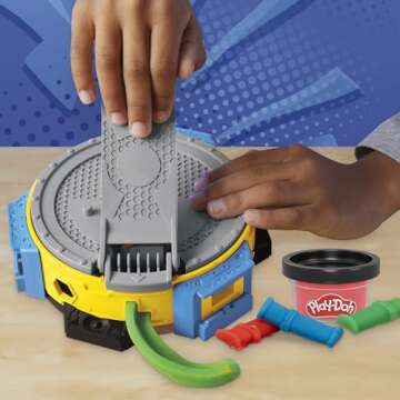 Play-Doh Marvel Hulk Smash & Squish Kids Playset with Bendy Action Figure and Accessories, Imagination Toys for Boys and Girls 4 and Up