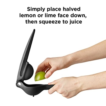 Rabbit Manual Cocktail Juicer - Perfect for Fresh Citrus