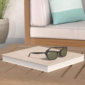 Ray-Ban Women’s Cat Eye Sunglasses in Black/Green