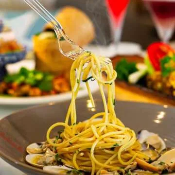 Dealusy 100 Count Extra Heavy Duty Clear Plastic Forks Disposable, BPA-Free, Heat Resistant, Solid and Durable Disposable Forks Bulk, Premium Plastic Forks heavy duty for Party Supply