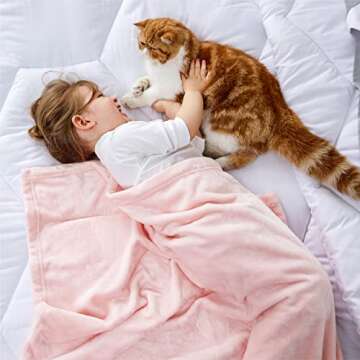 Bedsure Bedding Fleece Blanket for Girls and Boys - Soft Cozy Cute Small Throw Blankets for Travel, 43x55 Inches, Pink