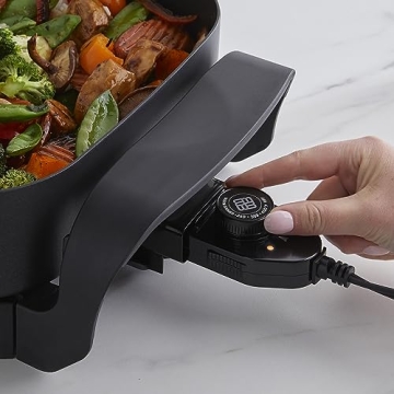 West Bend Electric Skillet 12-Inch Non-Stick Family Cooking