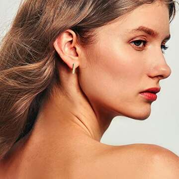 Geometric 14K Gold Huggie Hoops for Women - BUEMMR