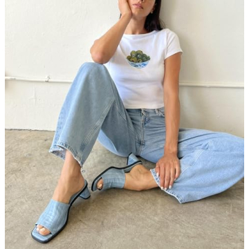 Stylish Women’s Y2K Baby Tees for Modern Fashion