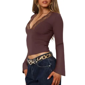 REORIA Women's V-Neck Lace Crop Top Elegant Y2K Shirt