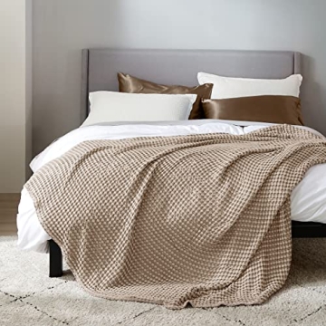 Bedsure Cooling Cotton Waffle King Blanket for Hot Sleepers