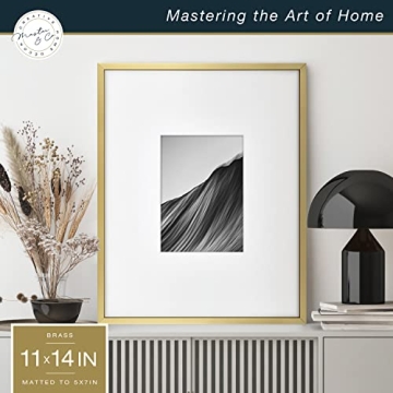 MCS Foundry Gallery Frame: Stylish Metal Frame for Art