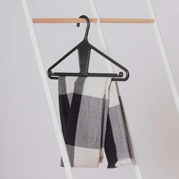 Kangaroo™ Recycled Clothing Hangers - Eco-Friendly & Durable