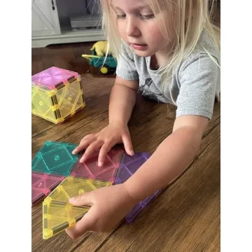 CreateOn Crayola Magnetic Tiles - 14-Piece Pastel Set