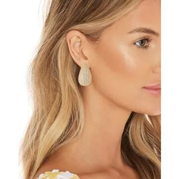 GELVTIC Gold Hoop Earrings - Stylish and Comfortable