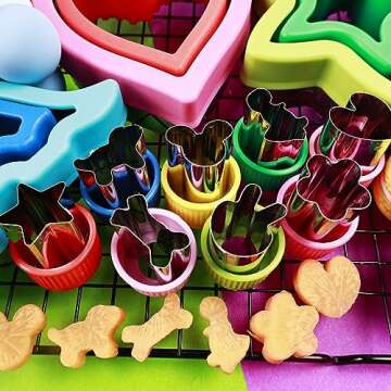 GELIFATLE Sandwich Cutter and Sealer Set, 3 Pcs Bread Sandwich Decruster Pancake Maker DIY Cookie Cutters for Kids Lunch Box -with 8 Pcs Fruit Vegetable Cutter Shapes Set