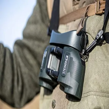 Steiner Predator Series Hunting Binoculars, 10x42 Auto Focus