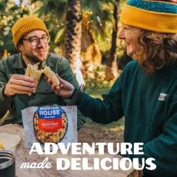 Mountain House Granola with Milk & Blueberries for Camping