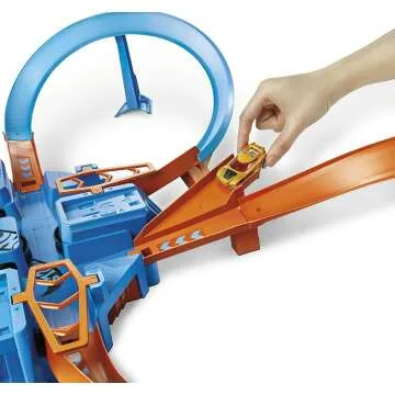 Hot Wheels Criss Cross Crash Track Set