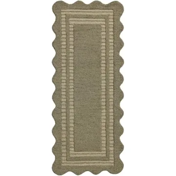 Loloi Scottie Area Rug with Scalloped Design