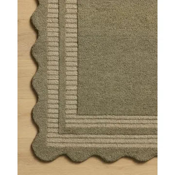 Loloi Scottie Area Rug with Scalloped Design