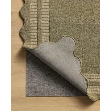 Loloi Scottie Area Rug with Scalloped Design