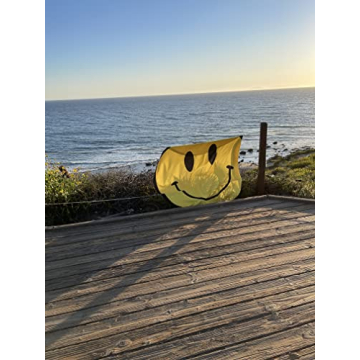 Smiley Face Round Towel for Outdoor Fun and Relaxation