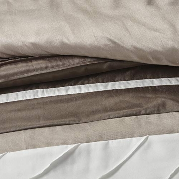 Madison Park Blaire 7-Piece Luxurious Comforter Set